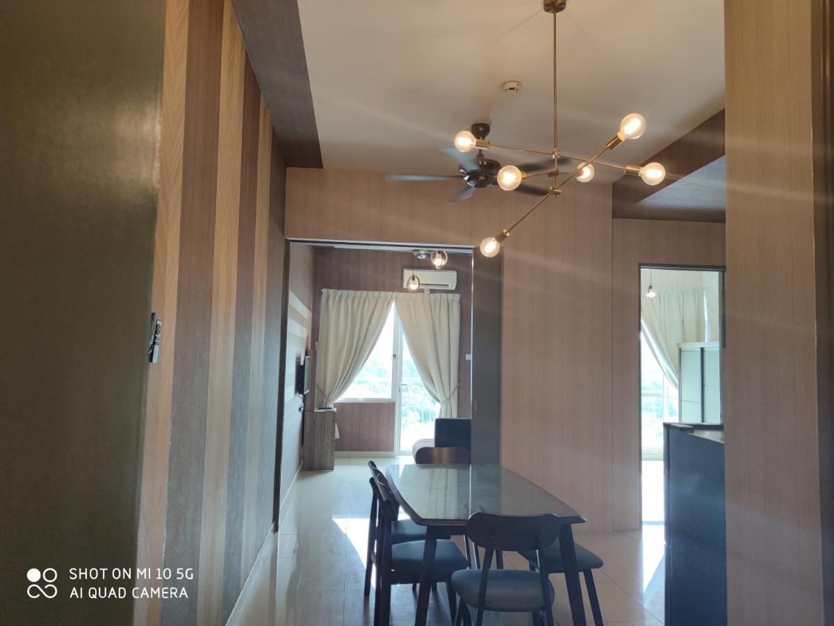 Bangi Gateway Service Apartment Kampong Sungai Ramal Dalam Dış mekan fotoğraf